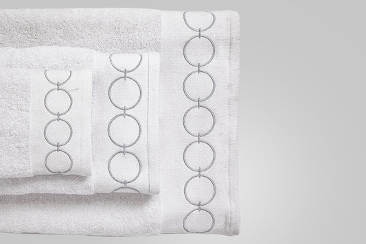 Silver Chains Towels Set.